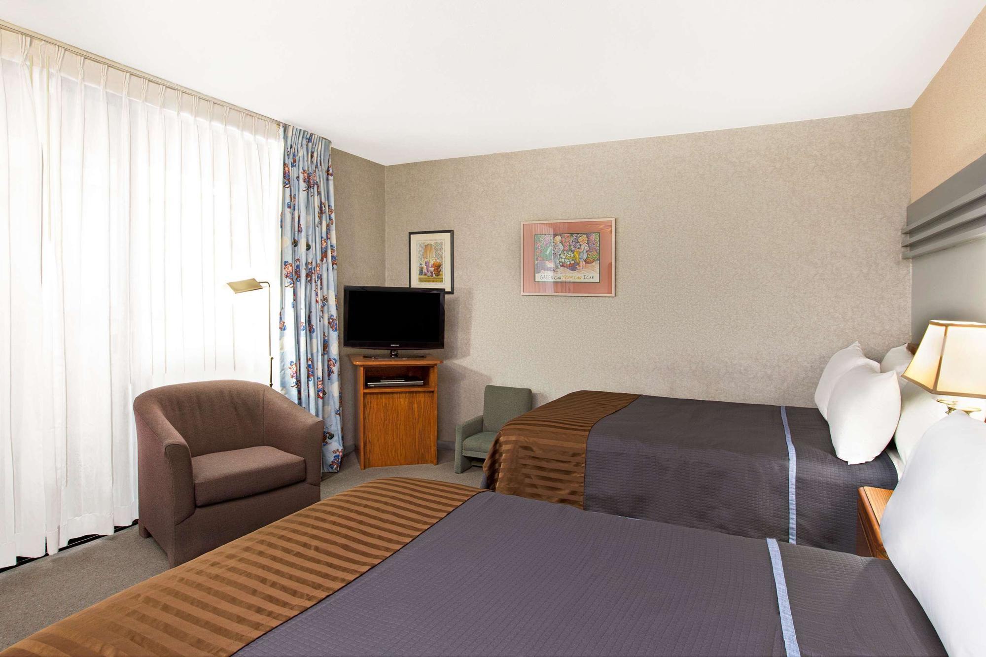 Travelodge Hotel At Lax Los Angeles Bagian luar foto