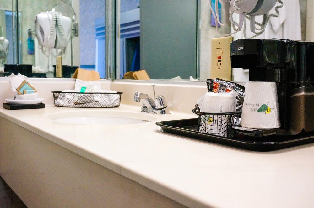 Travelodge Hotel At Lax Los Angeles Bagian luar foto