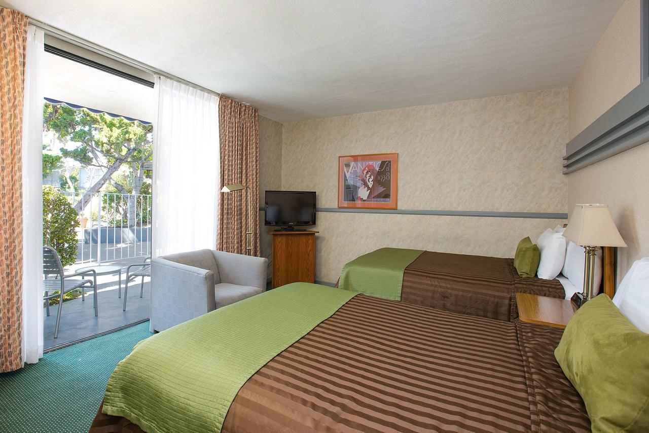 Travelodge Hotel At Lax Los Angeles Bagian luar foto