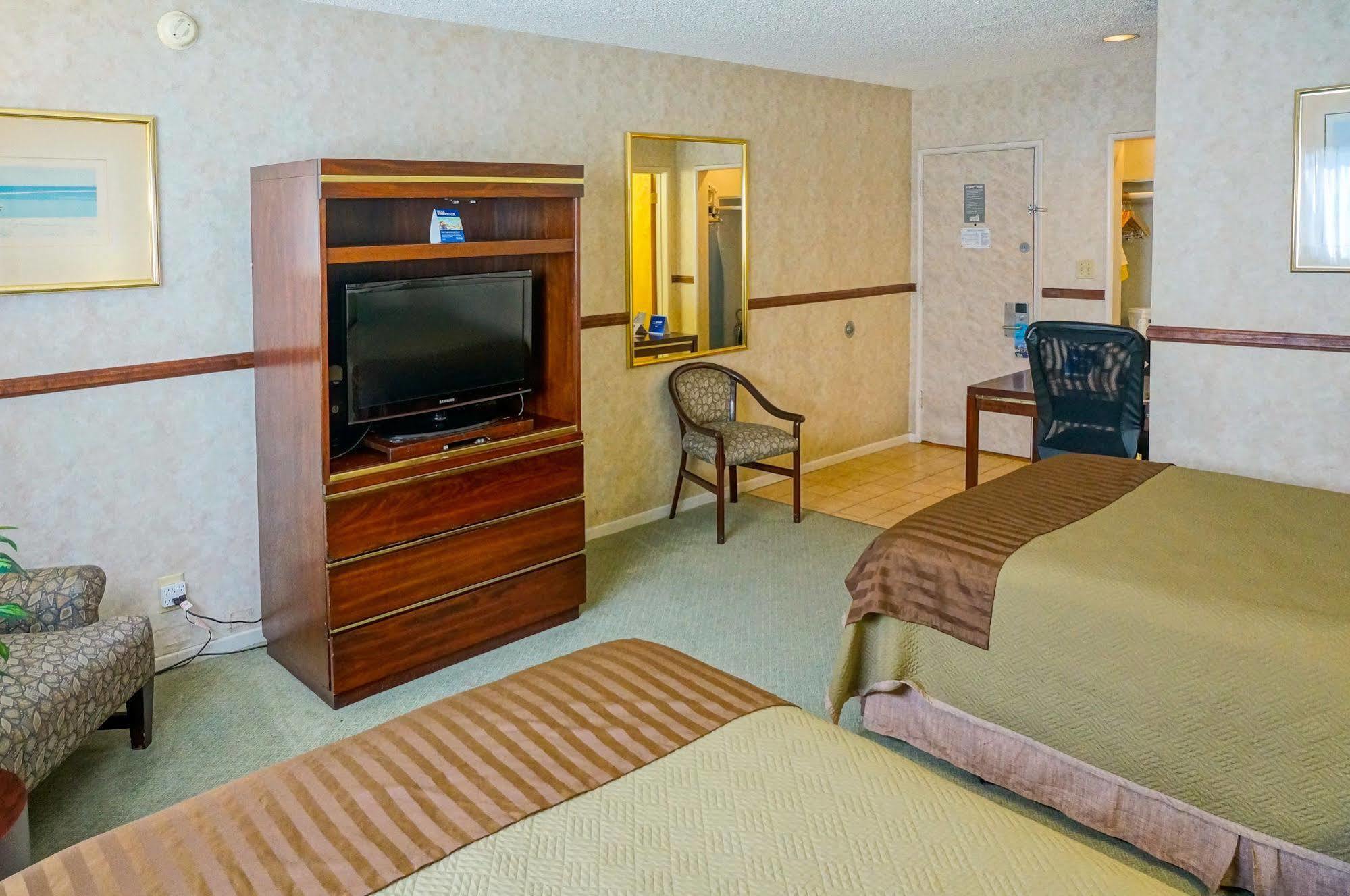 Travelodge Hotel At Lax Los Angeles Bagian luar foto