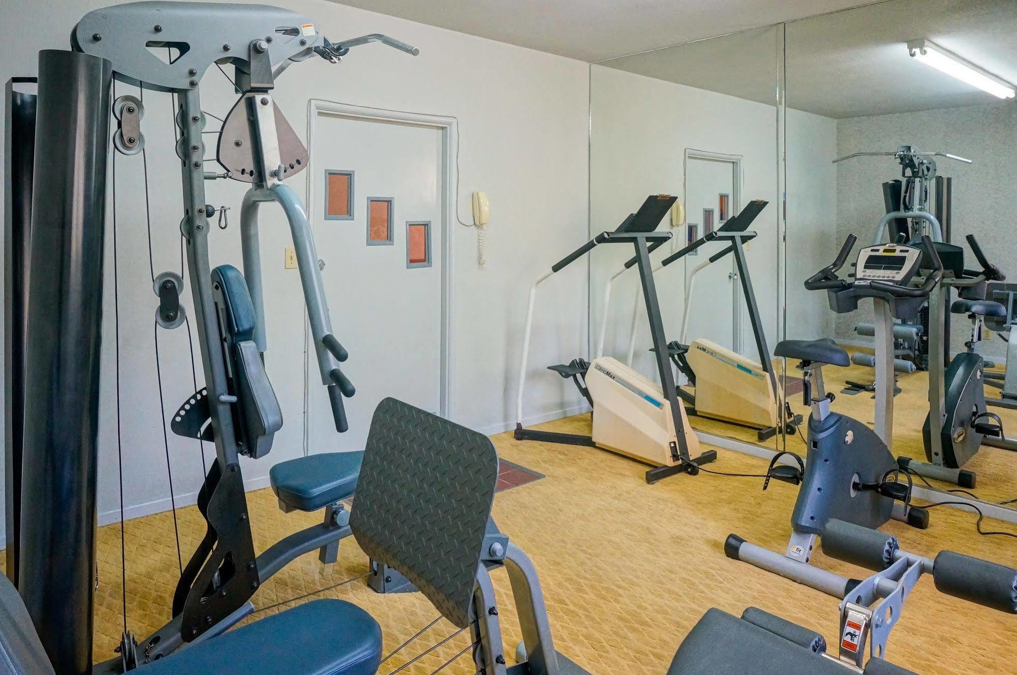 Travelodge Hotel At Lax Los Angeles Bagian luar foto