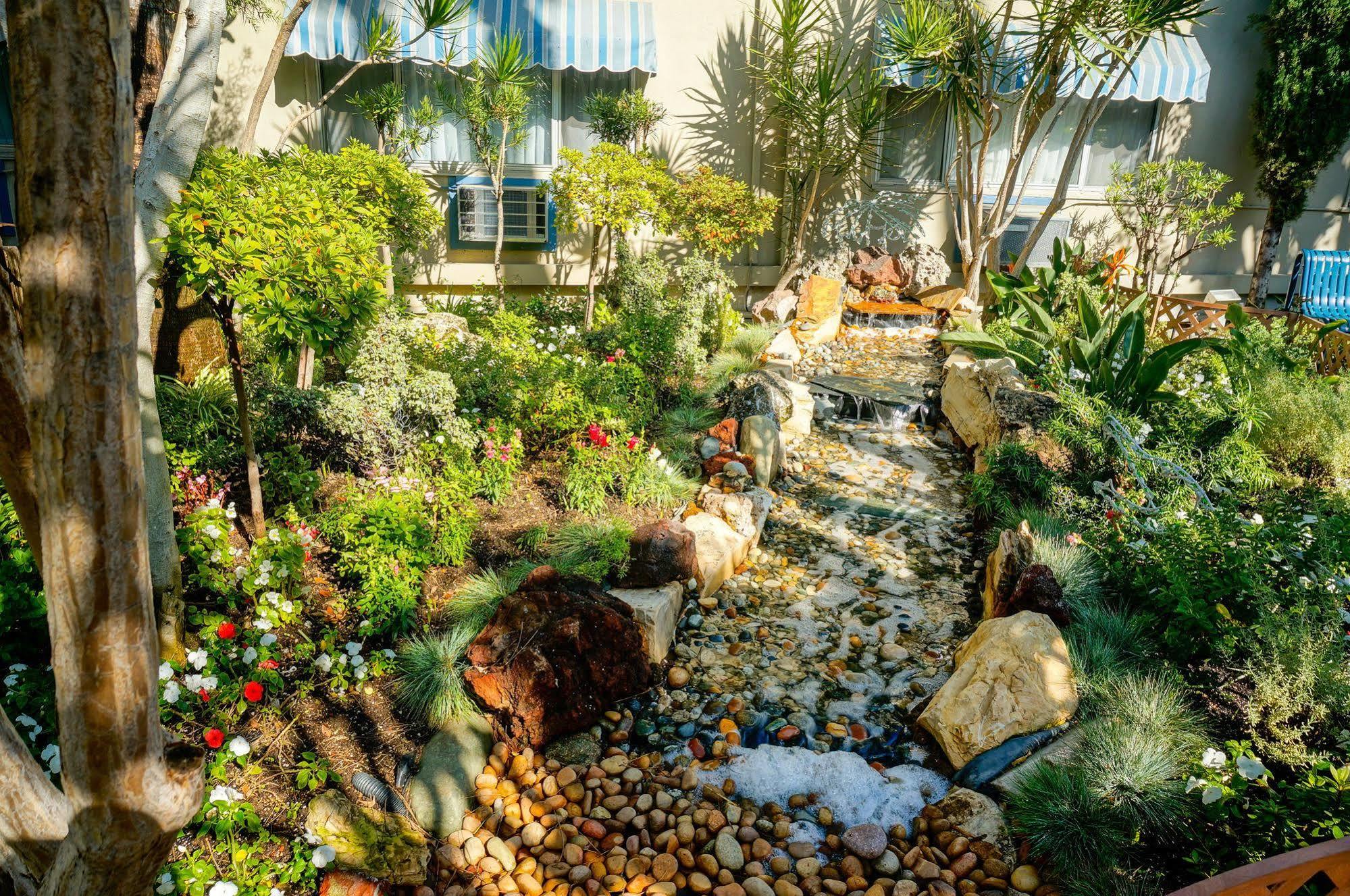 Travelodge Hotel At Lax Los Angeles Bagian luar foto